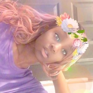 Meet your Posher, Mya